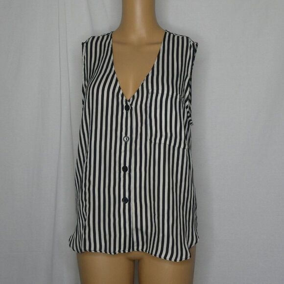 YaYa Nom De Plume V Neck Striped Tulip Back Blouse - Picture 1 of 10